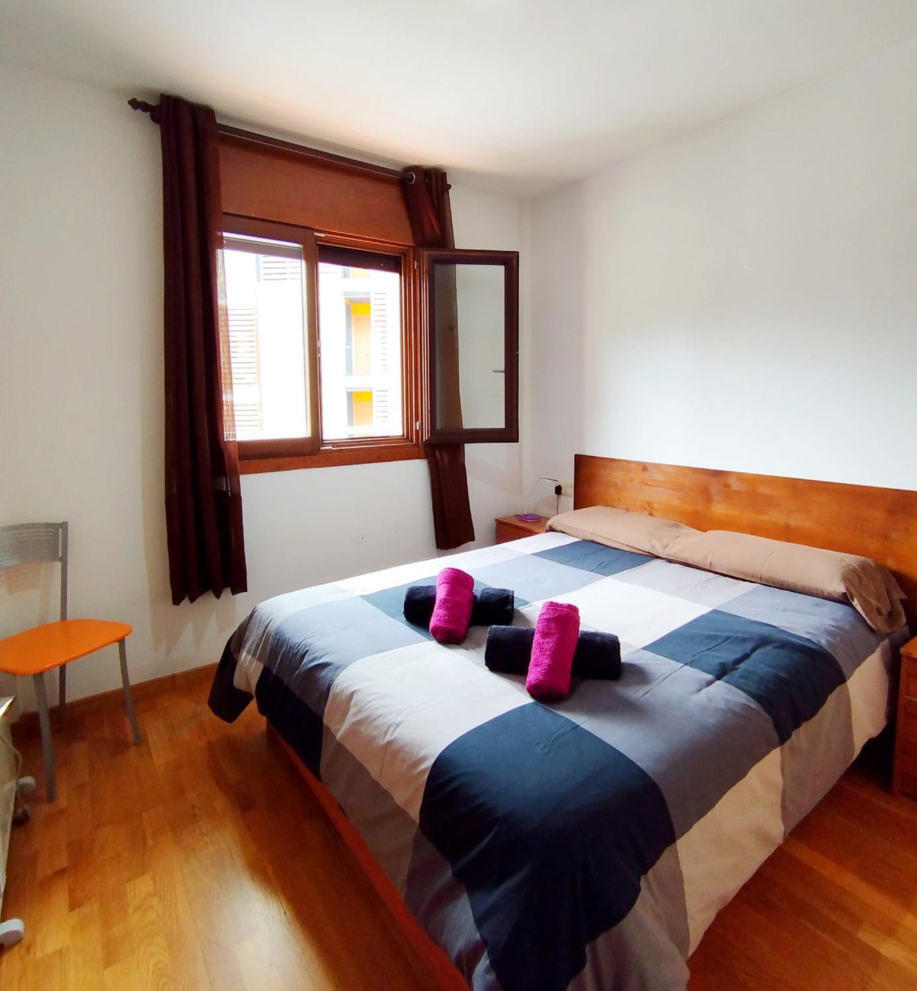 Apartaments Sort Pirineus Exteriör bild