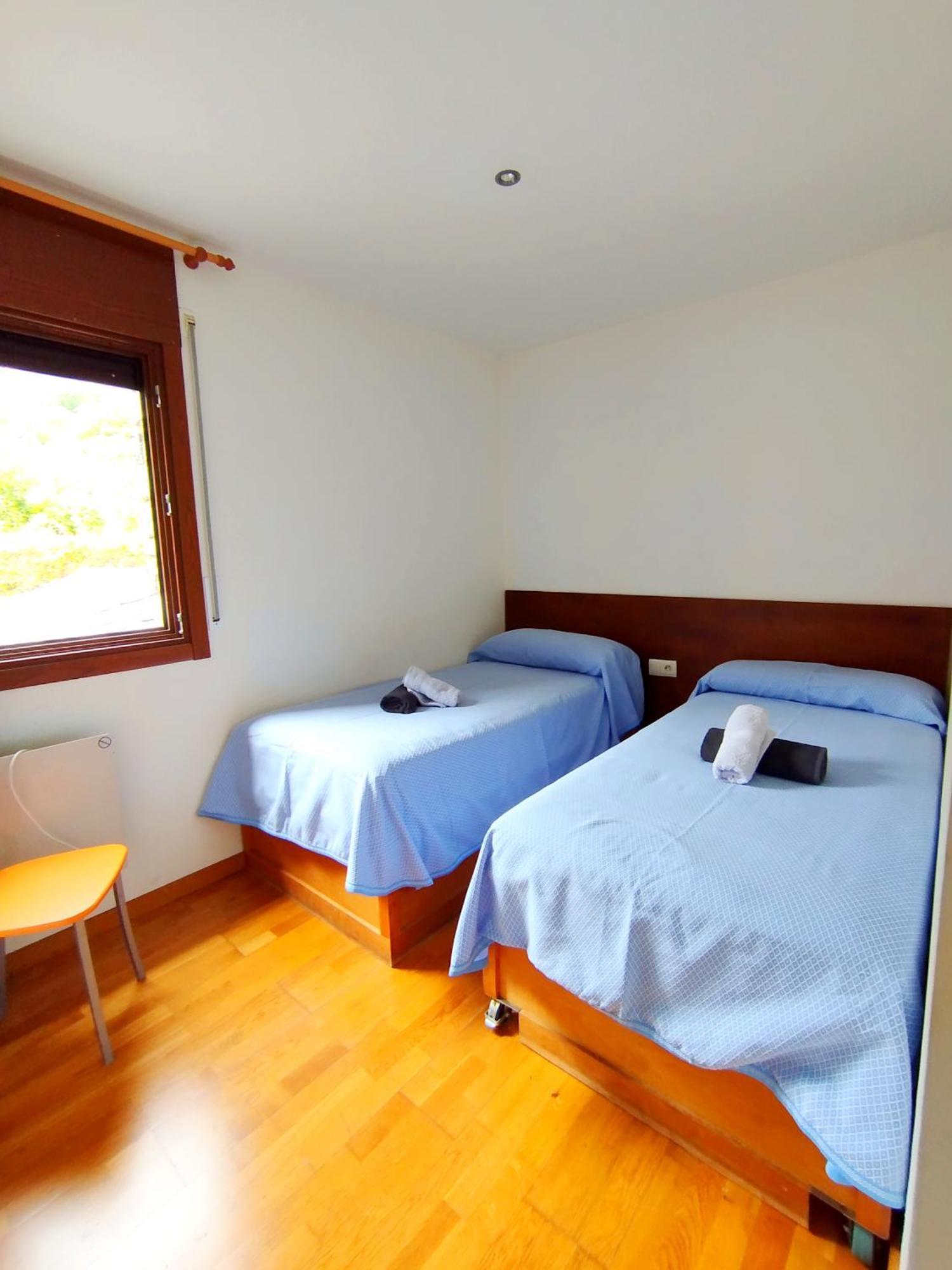 Apartaments Sort Pirineus Exteriör bild